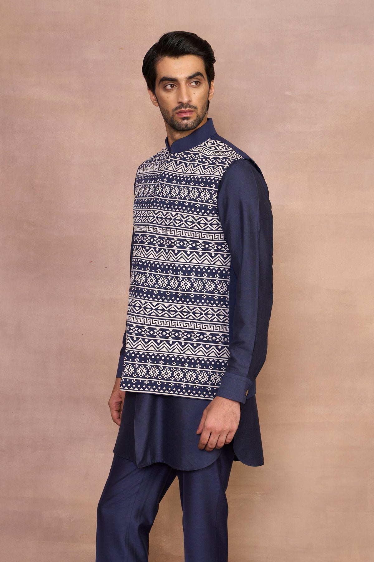 Gargee Designer's Raunaq Navy Bundi Set Gargee