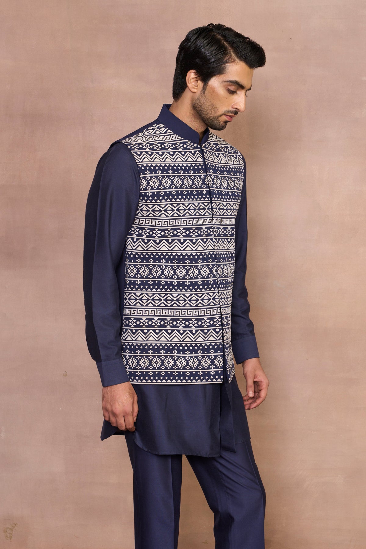 Gargee Designer's Raunaq Navy Bundi Set Gargee