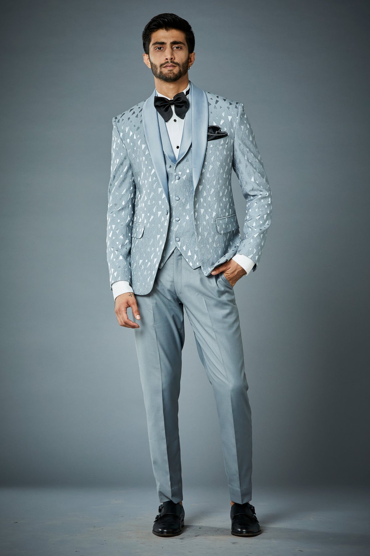 Gargee Designer's OXFORD APPLIC EMBROIDERED TUXEDO SET Gargee