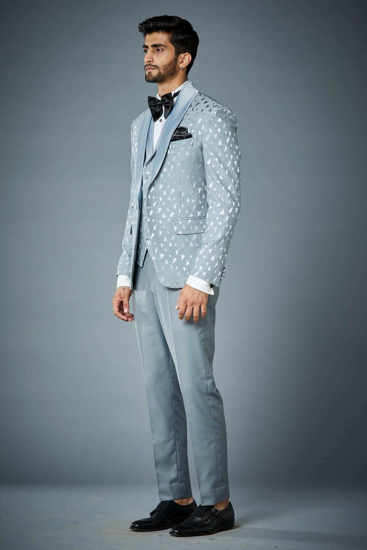 Gargee Designer's OXFORD APPLIC EMBROIDERED TUXEDO SET Gargee