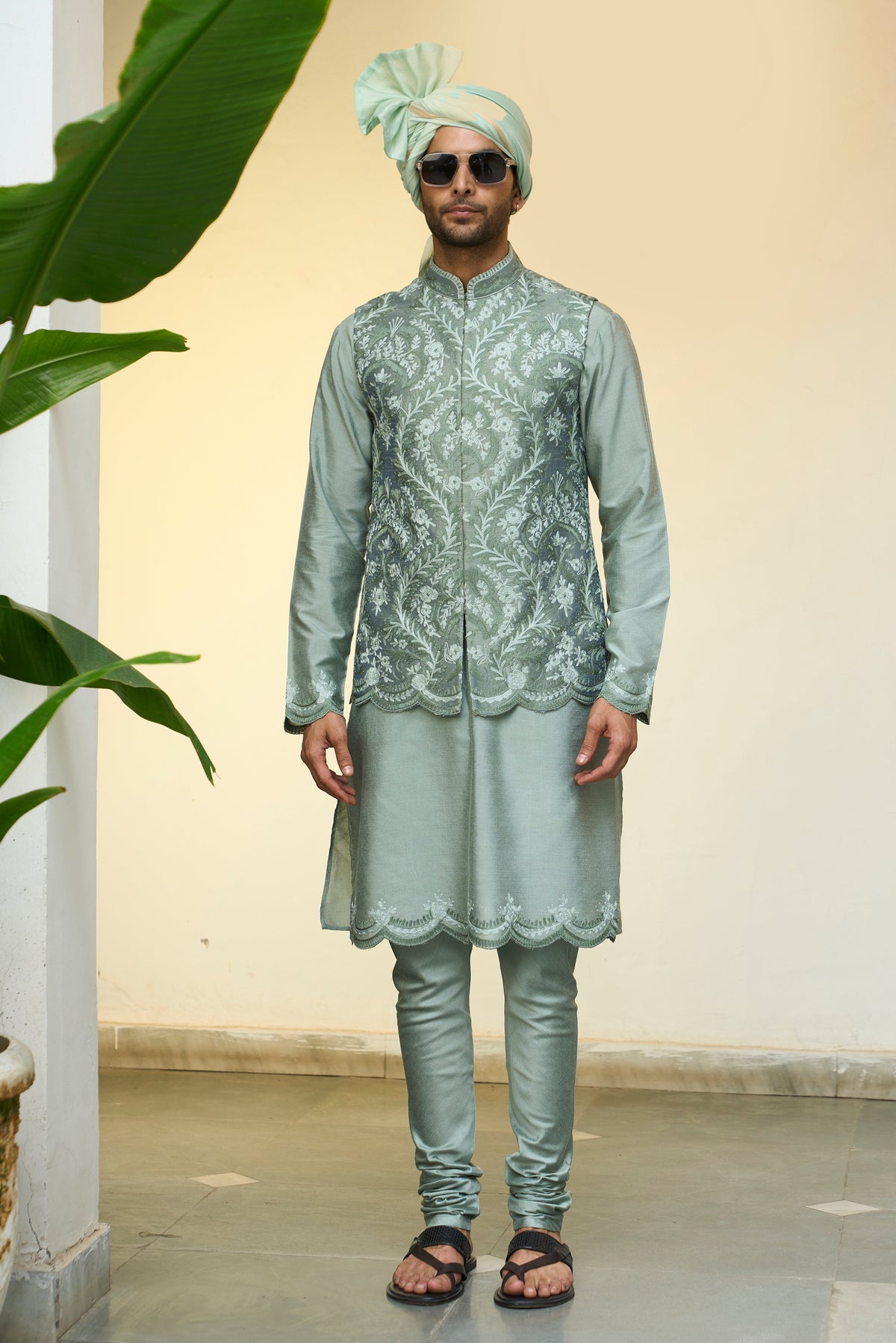 Gargee Designer's Pista Sahejen Bundi Set Gargee