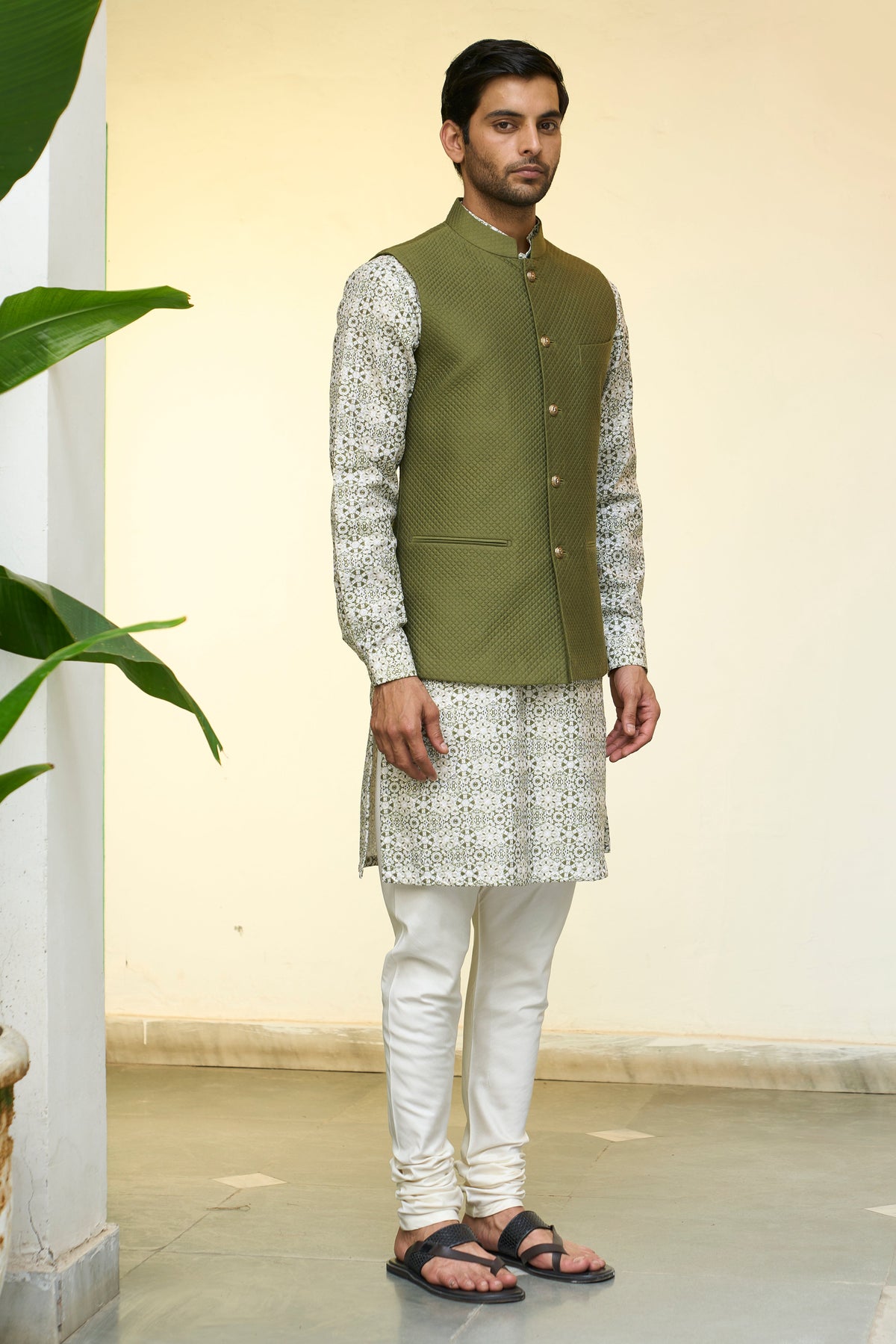 Gargee Designer's Jaituni Niya Bundi Set Gargee