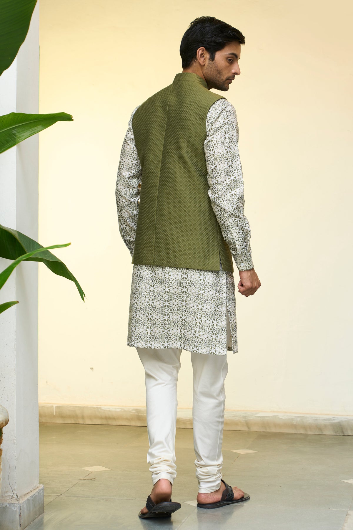 Gargee Designer's Jaituni Niya Bundi Set Gargee