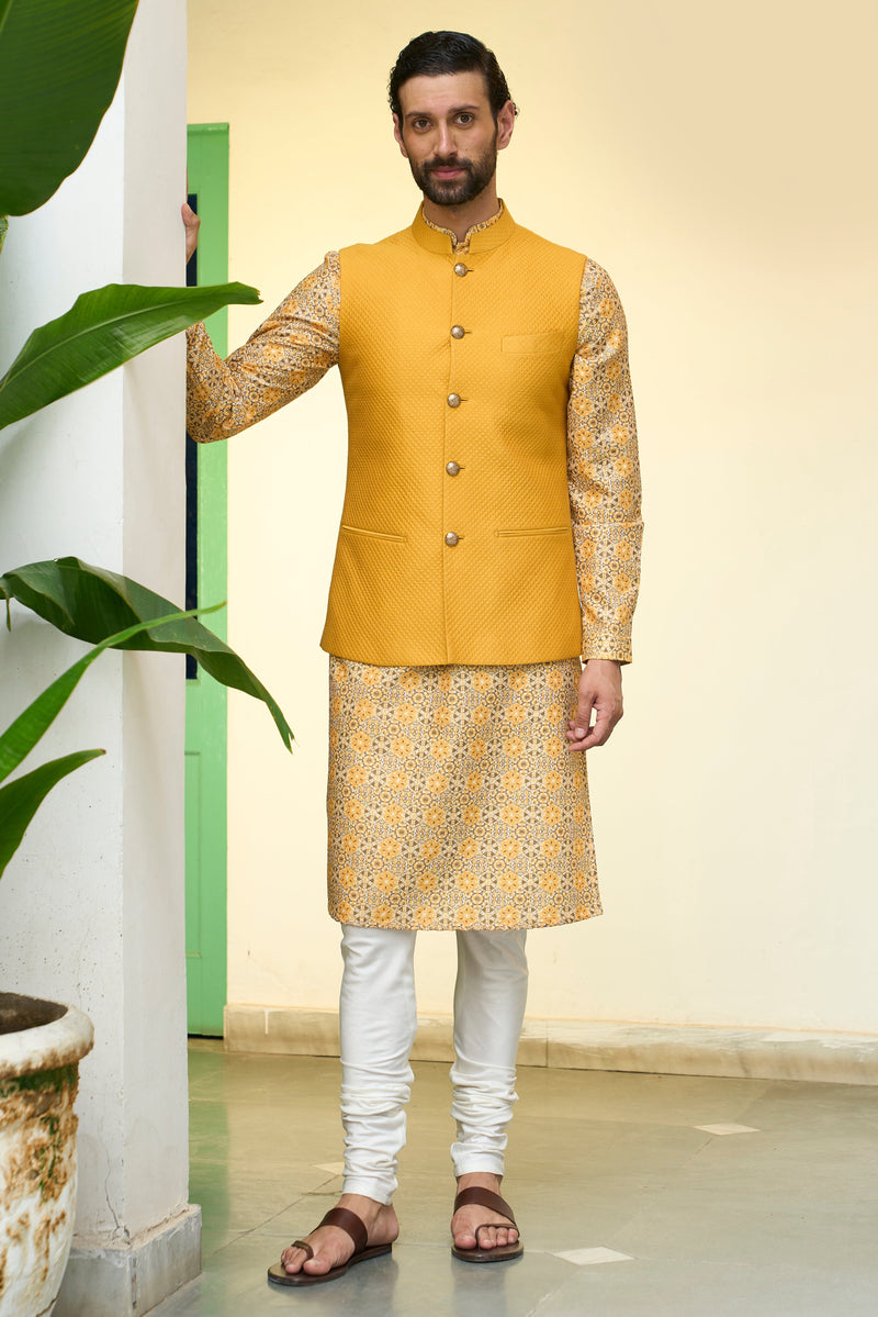 Gargee Designer's Santree Amar Bundi Set Gargee