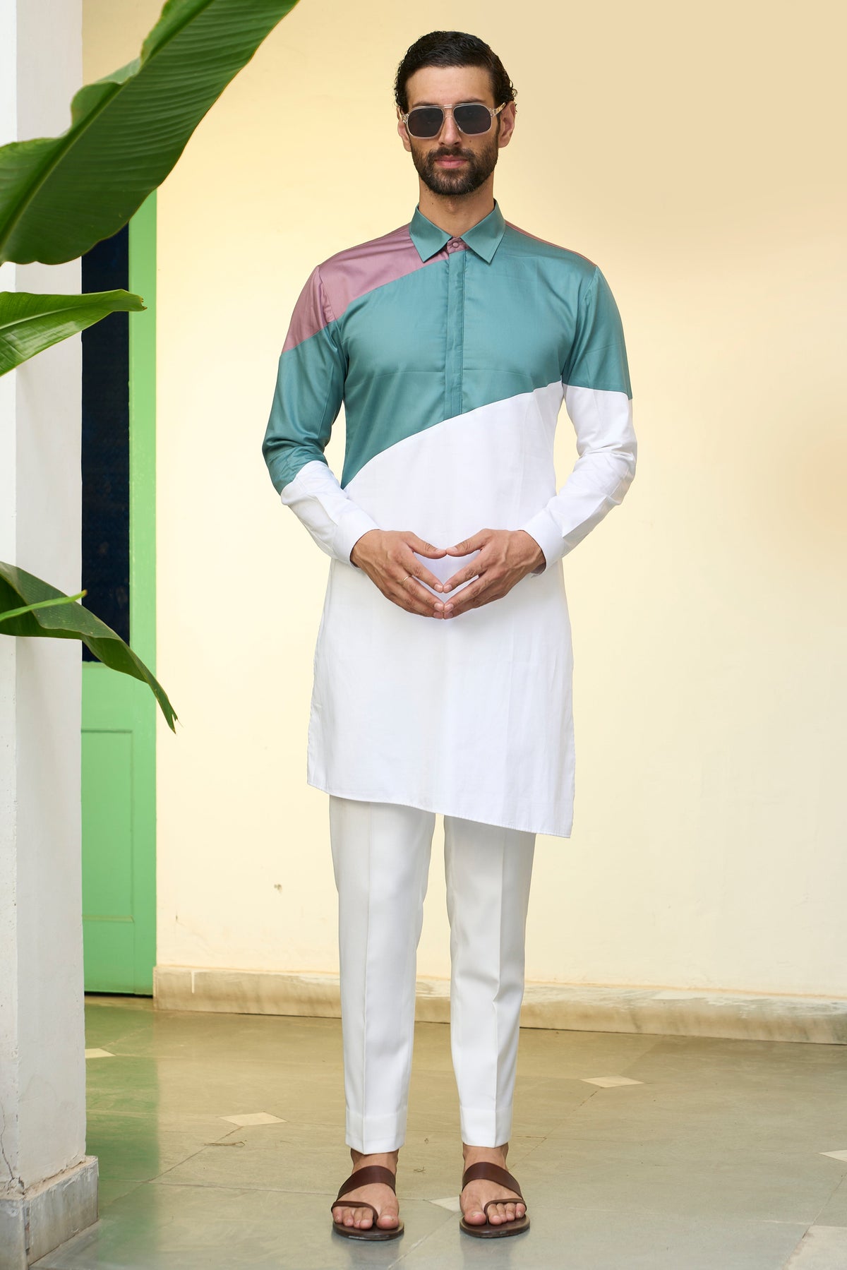 Gargee Designer's Markat Vijayee Shrug Set Gargee