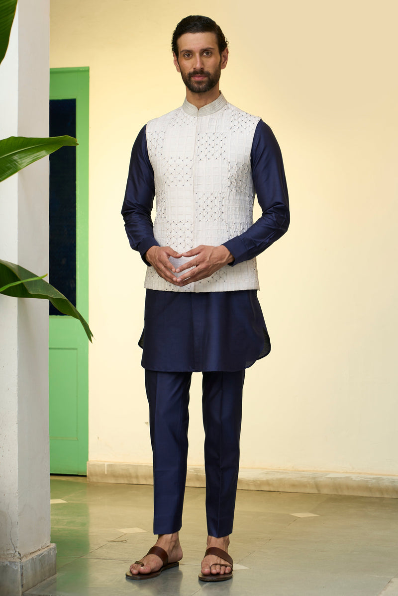 Gargee Designer's Neelam Ullasit Bundi Set Gargee