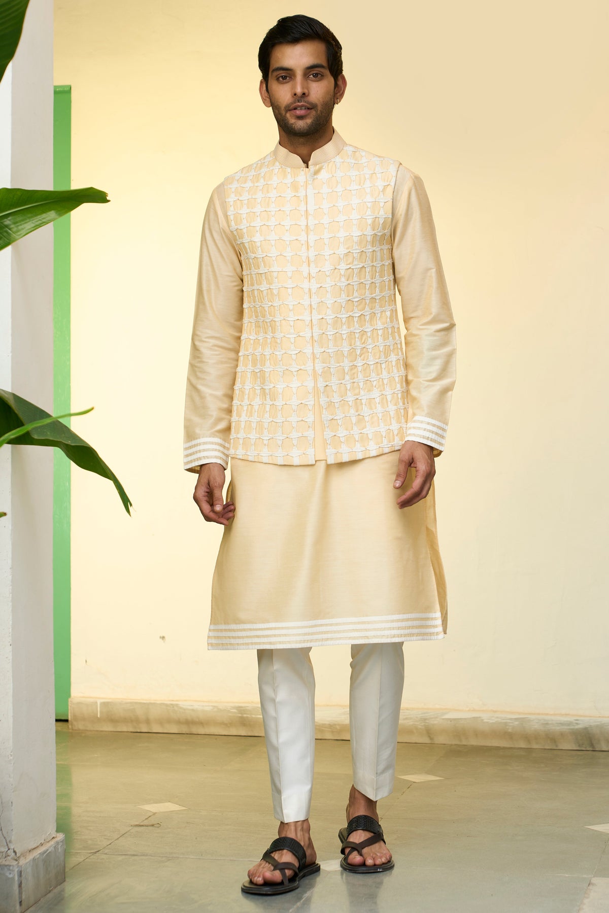 Gargee Designer's Mogra Manan Bundi Set Gargee