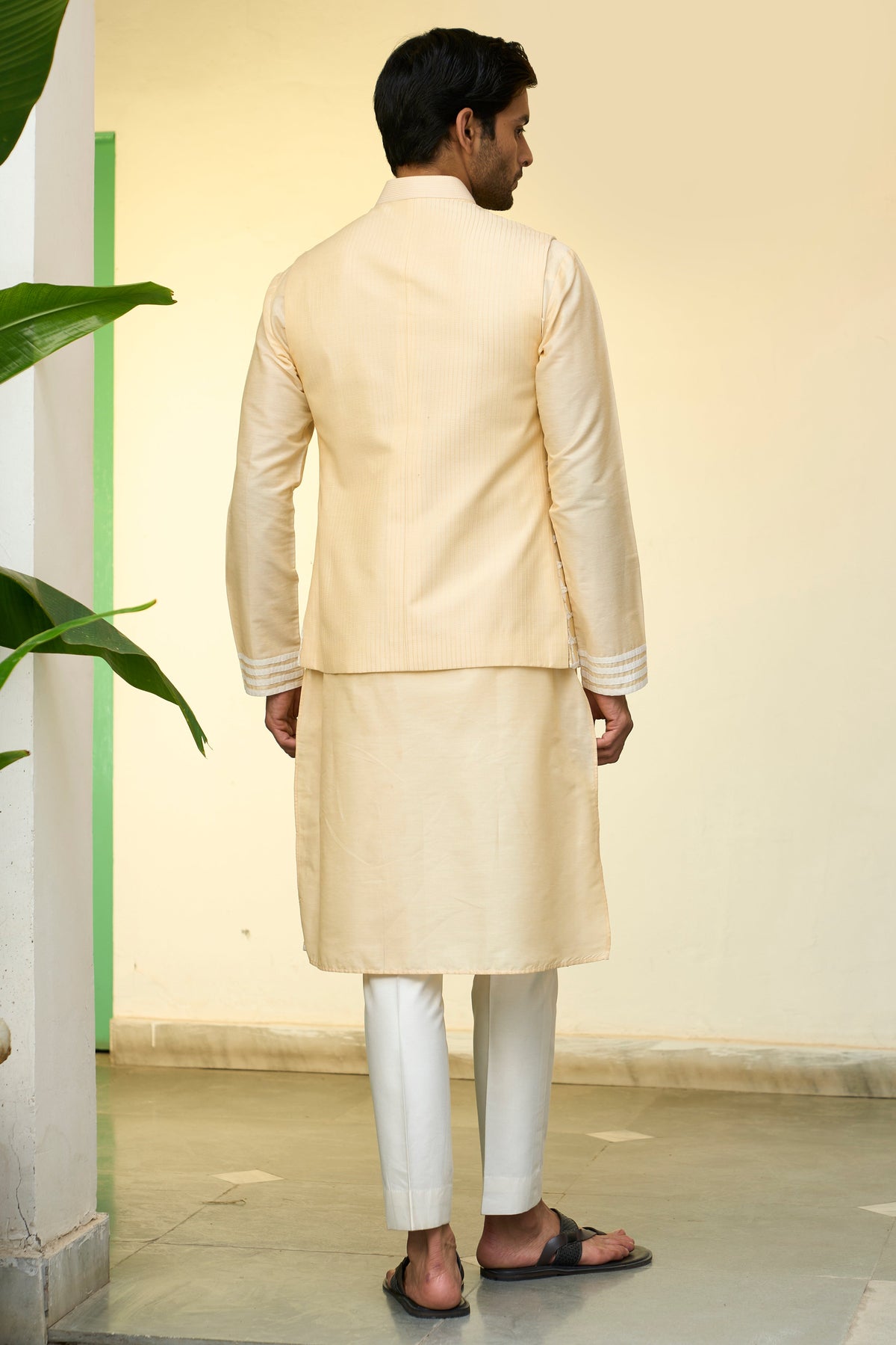 Gargee Designer's Mogra Manan Bundi Set Gargee