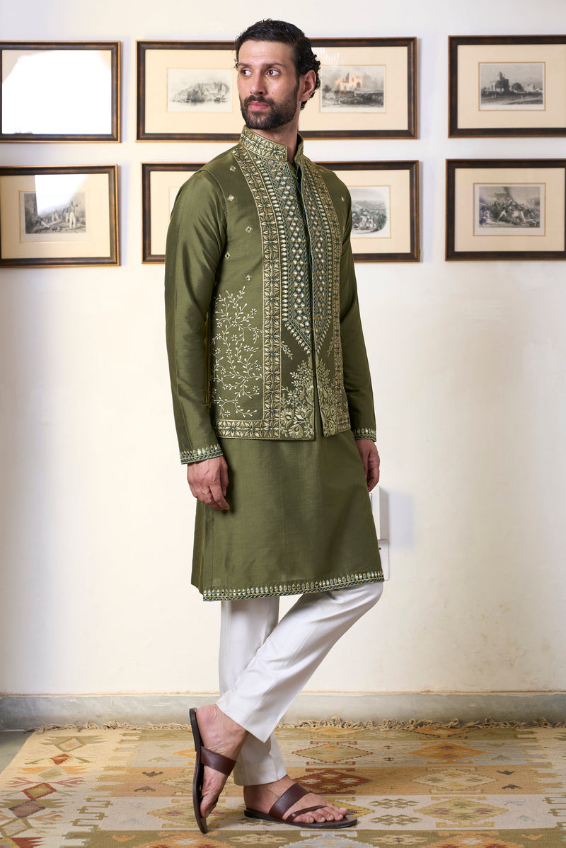 Gargee Designer's Zaitoon Divy Bundi Set Gargee