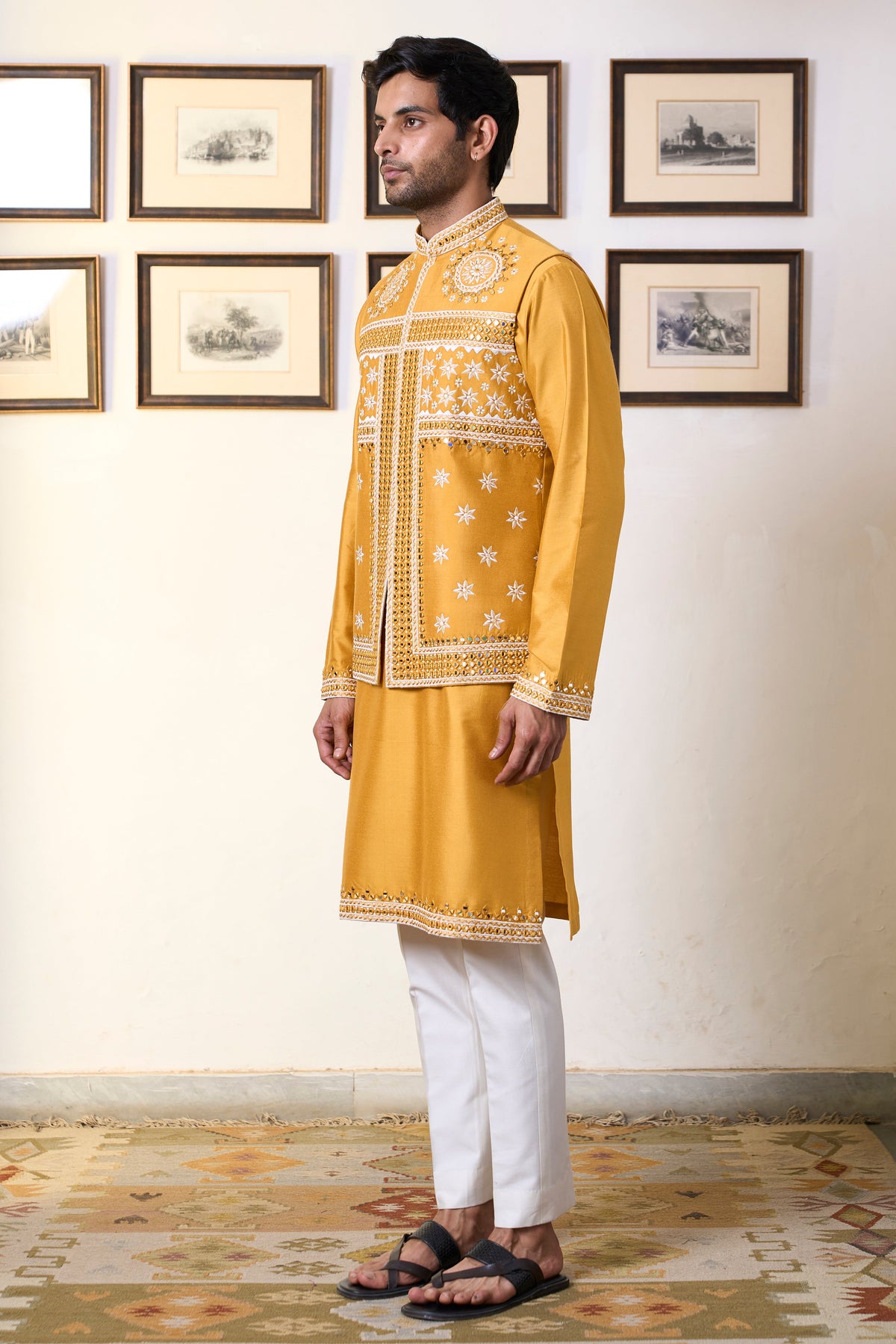 Gargee Designer's Sunhera Meher Bundi Set Gargee