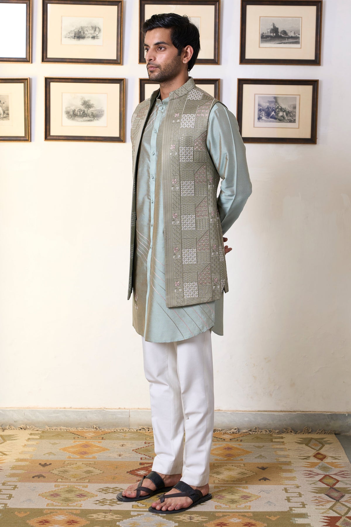 Gargee Designer's Saag Sadaat Shrug Set Gargee