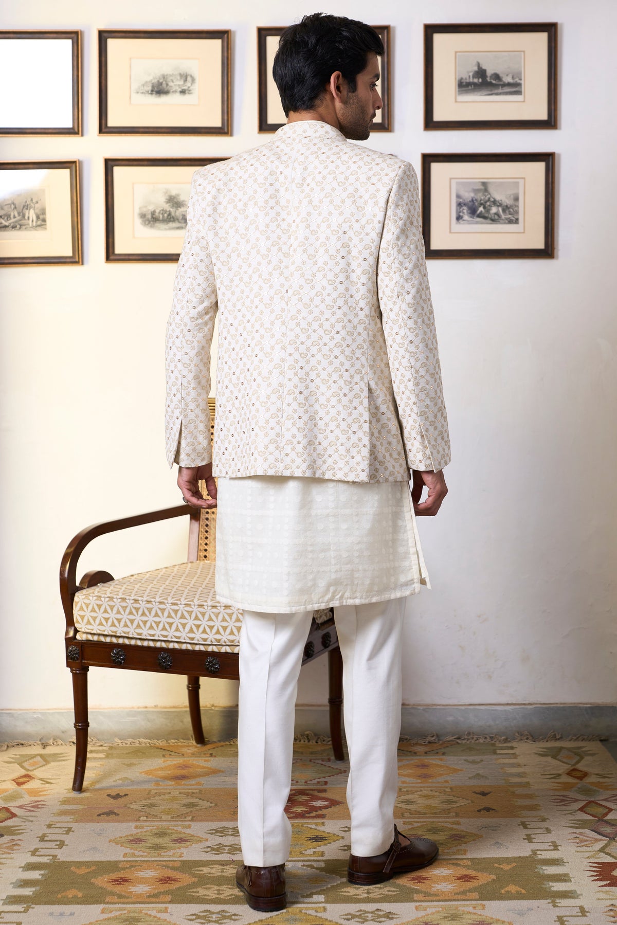 Gargee Designer's Mogra Chaand Jodhpuri Set Gargee