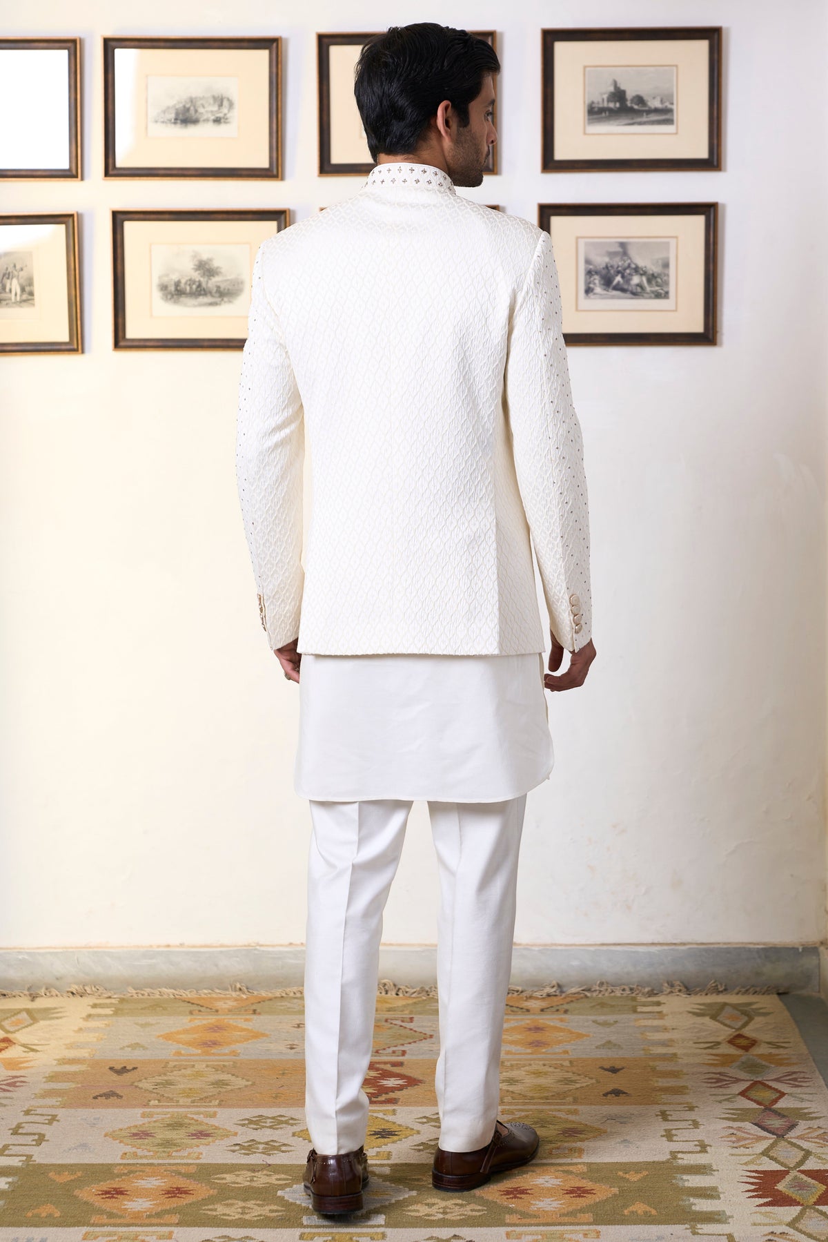Gargee Designer's Swetah Karam Jodhpuri Set Gargee