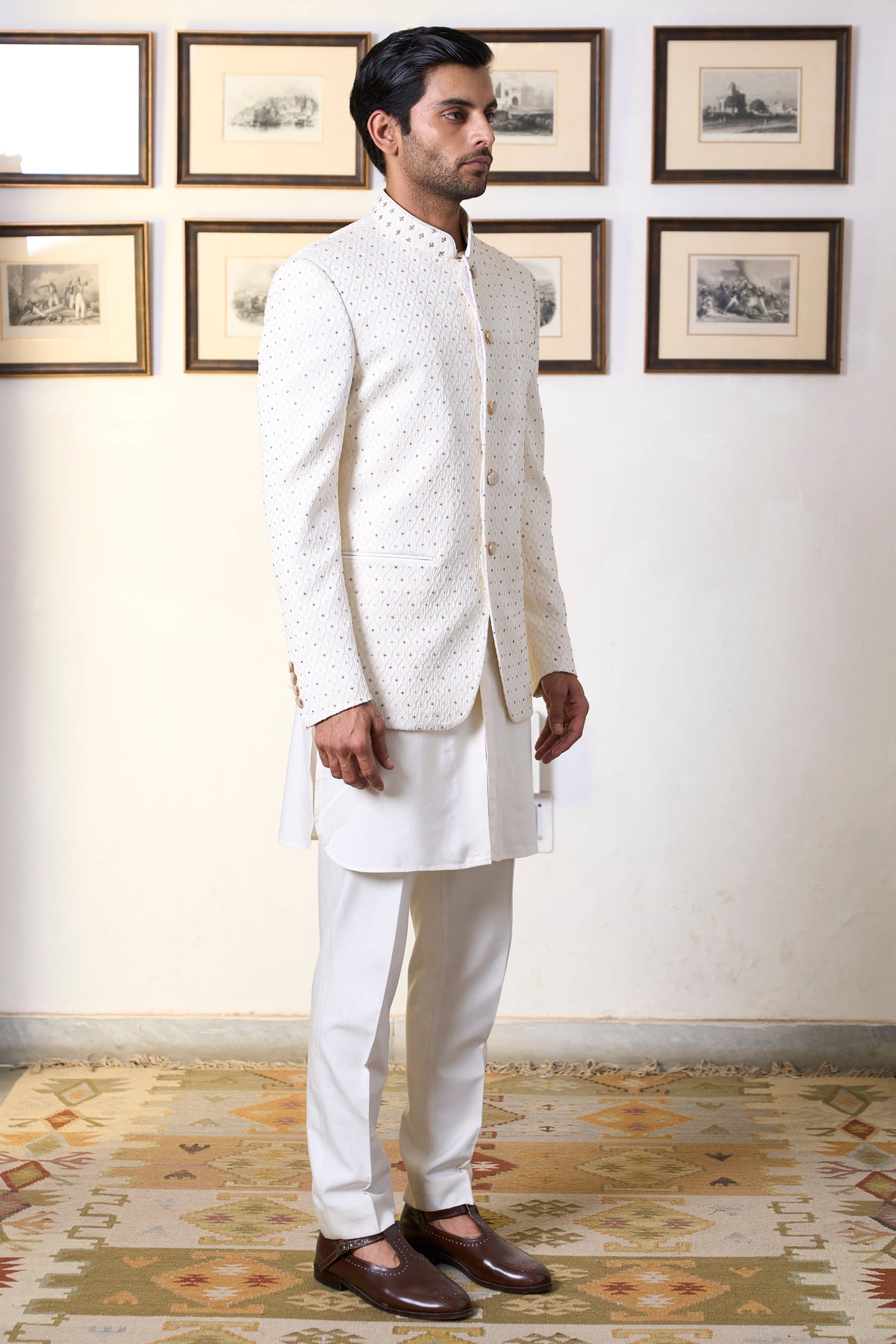 Gargee Designer's Swetah Karam Jodhpuri Set Gargee