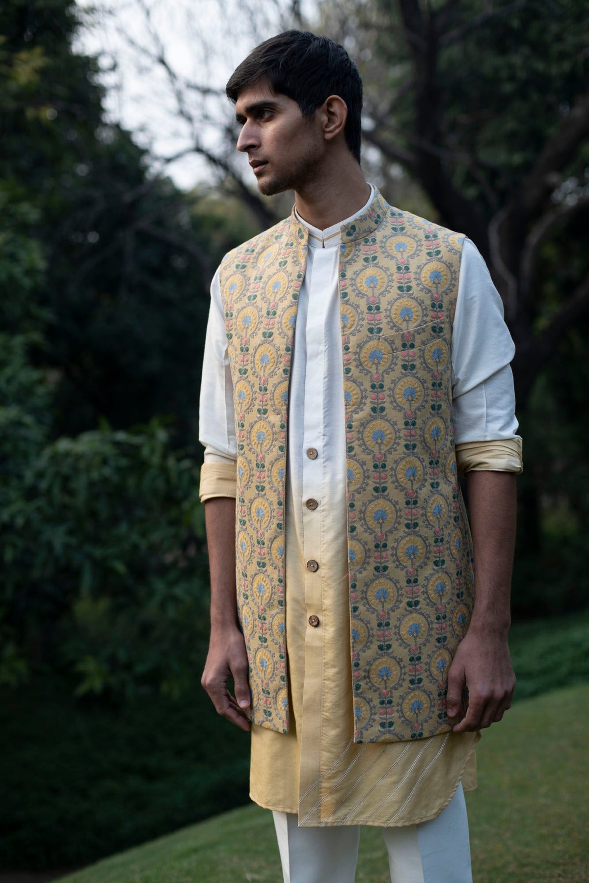 Gargee Designer's YELLOW LINEN EMBROIDERED SHRUG SET Gargee
