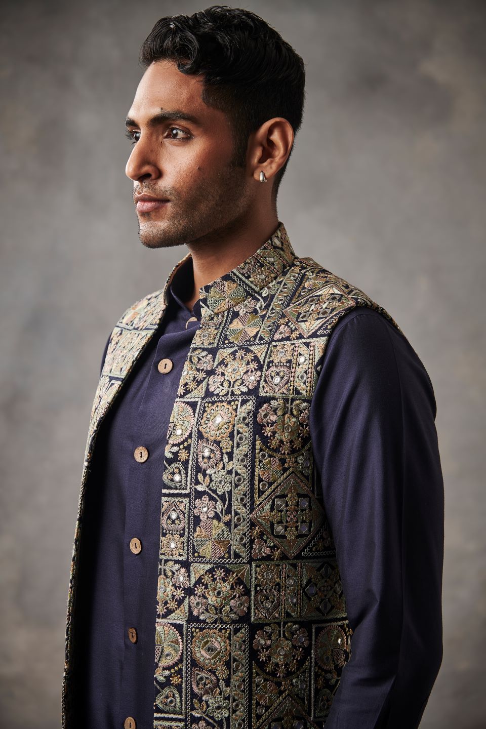 Gargee Designer's BLUE EMBROIDERED SILK Shrug Set Gargee