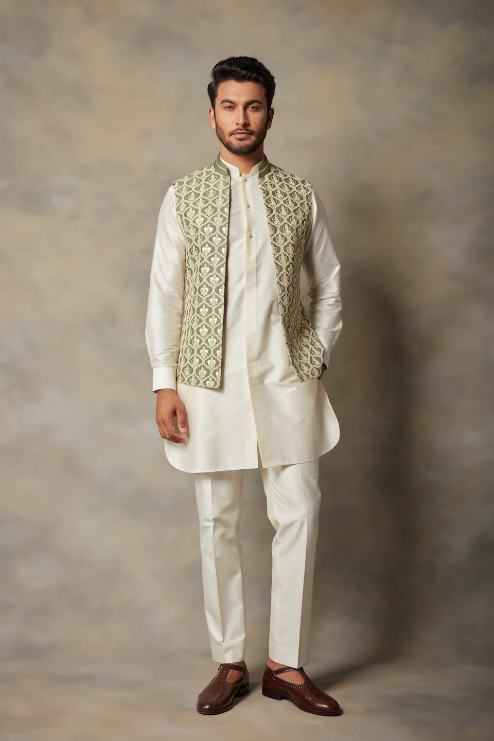 Gargee Designer's GREEN APPLIQUE BUNDI SET Gargee