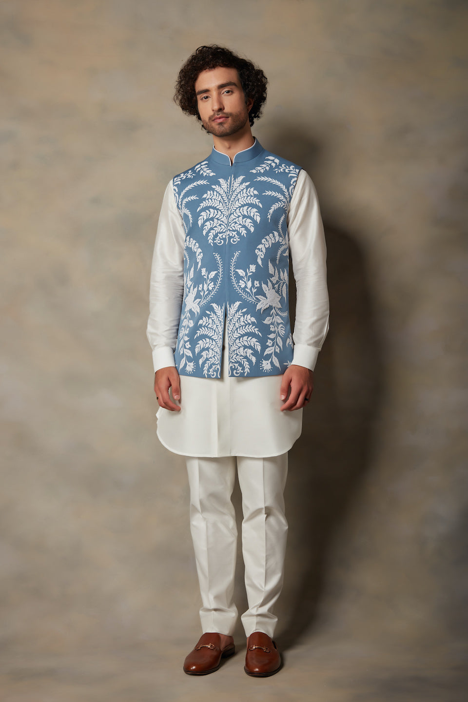 Gargee Designer's BLUE APPLIQUE BUNDI SET Gargee