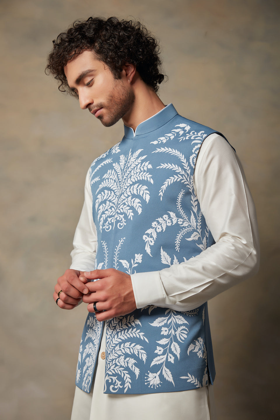 Gargee Designer's BLUE APPLIQUE BUNDI SET Gargee