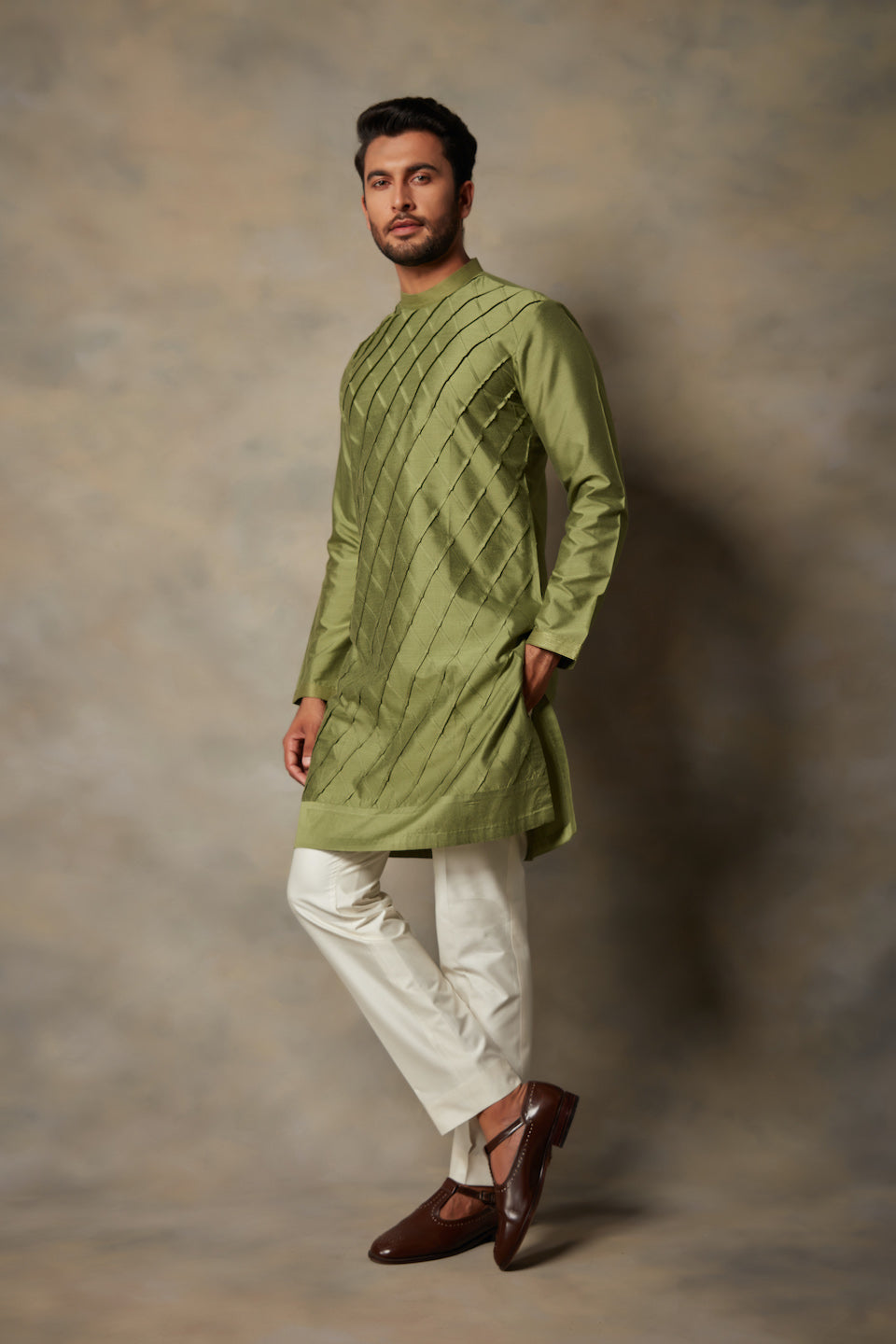 Gargee Designer's GREEN EMBROIDERED JODHPURI SET Gargee