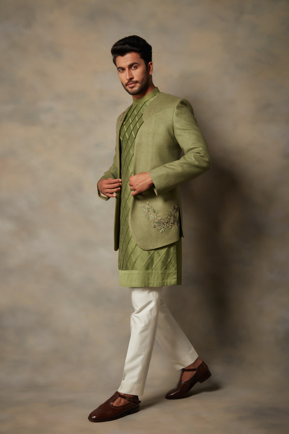Gargee Designer's GREEN EMBROIDERED JODHPURI SET Gargee