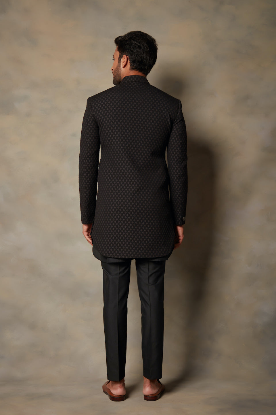 Gargee Designer's BLACK TEXTURED INDO SET Gargee Designer