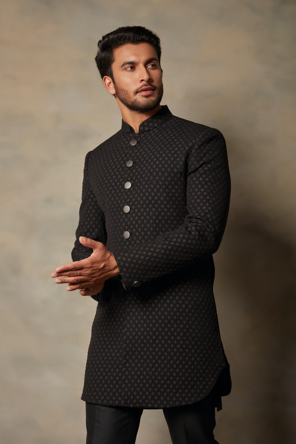 Gargee Designer's BLACK TEXTURED INDO SET Gargee Designer