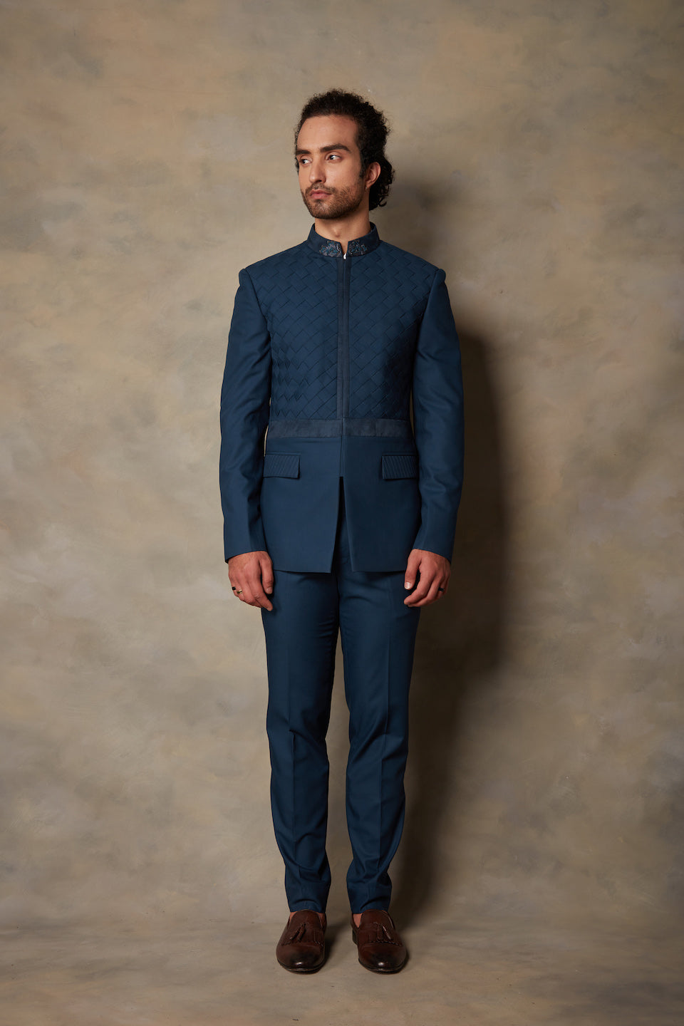 Gargee Designer's WOVEN STYLE JODHPURI SET Gargee Designer