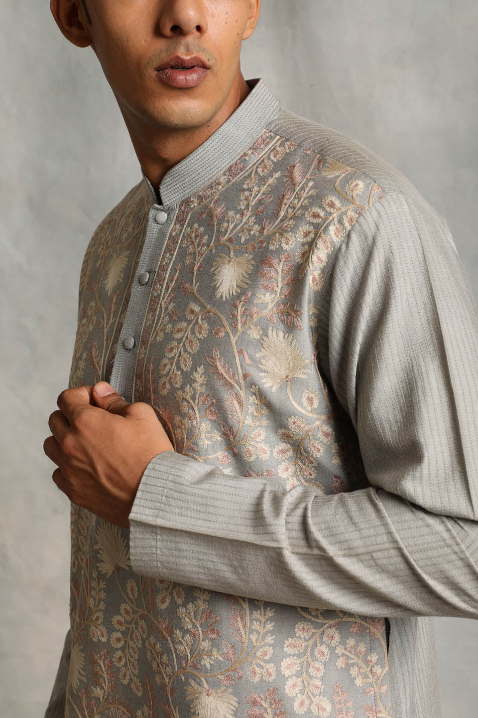GREY EMBROIDERED SILK KURTA SET 4
