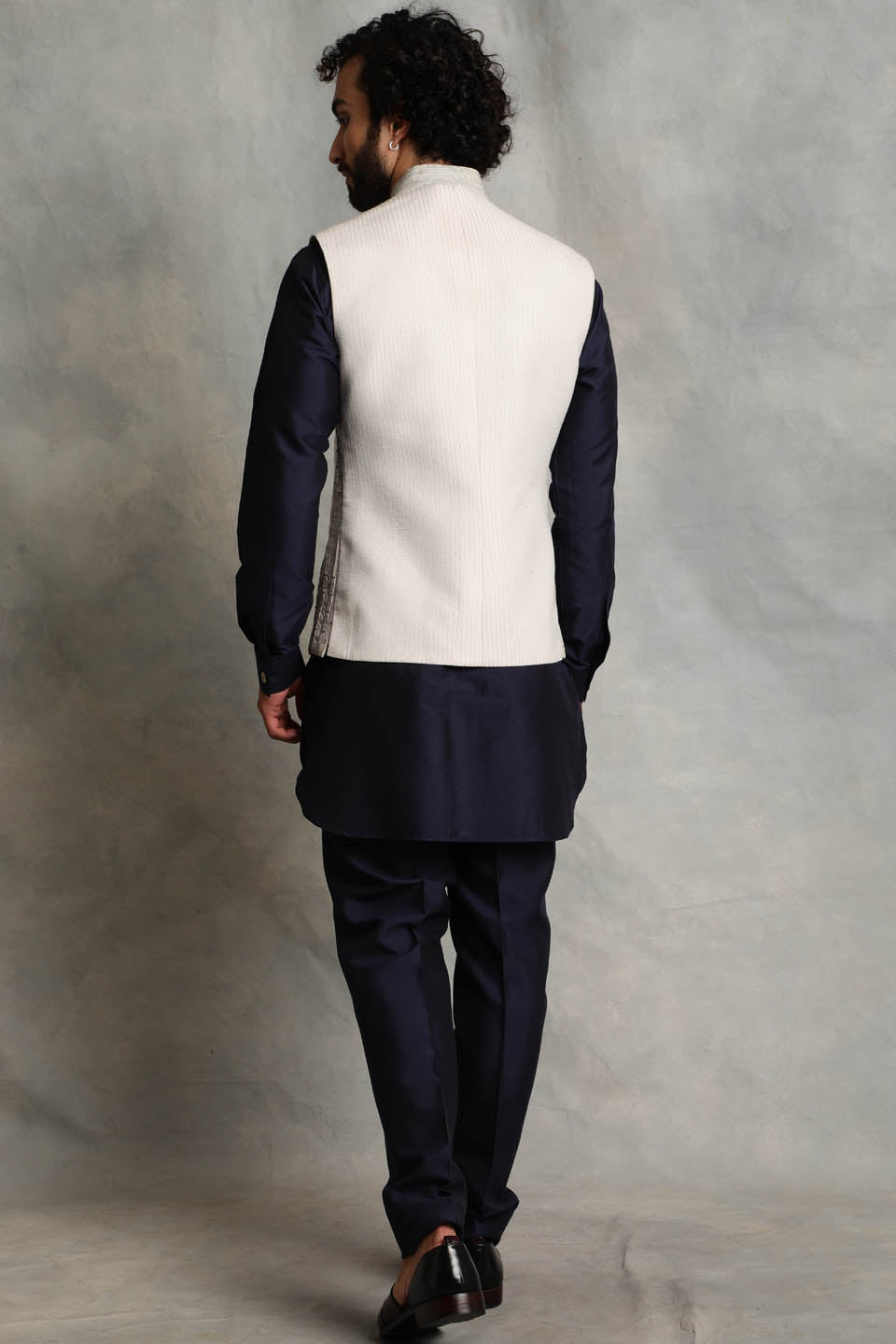 IVORY TUCKED BUNDI SET 2