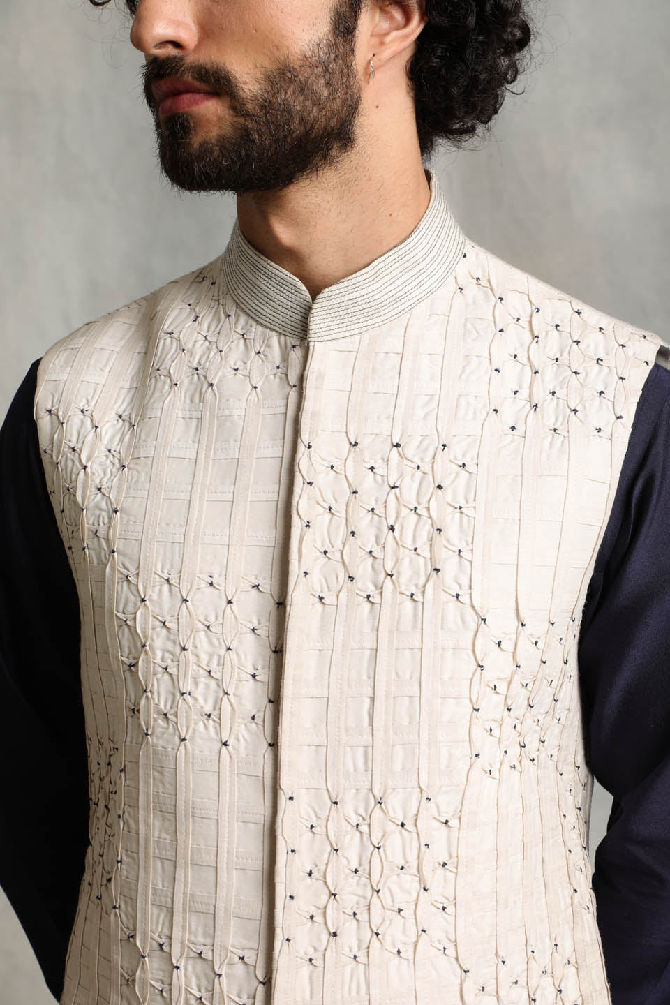 IVORY TUCKED BUNDI SET 5