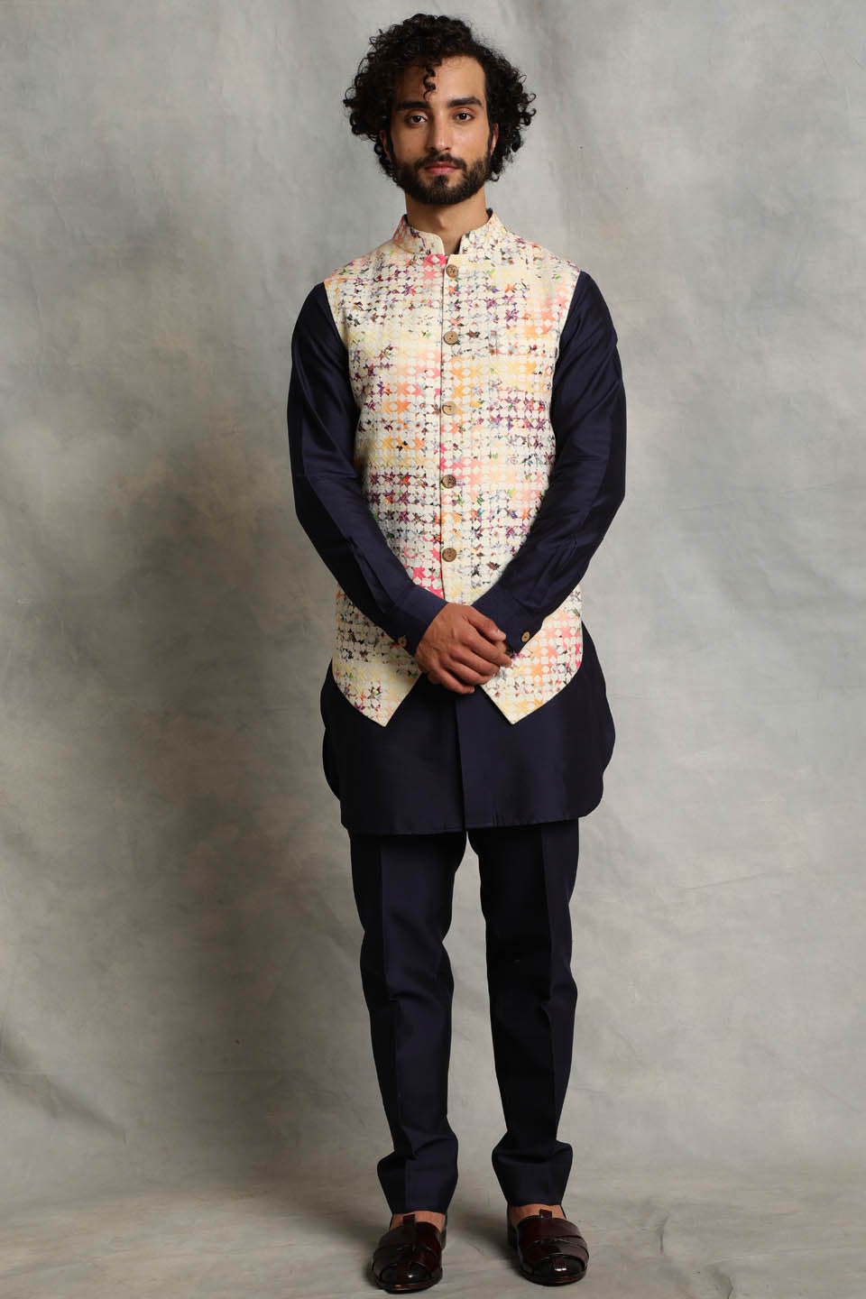Gargee Designer's IVORY EMBROIDERED LINEN BUNDI SET Gargee