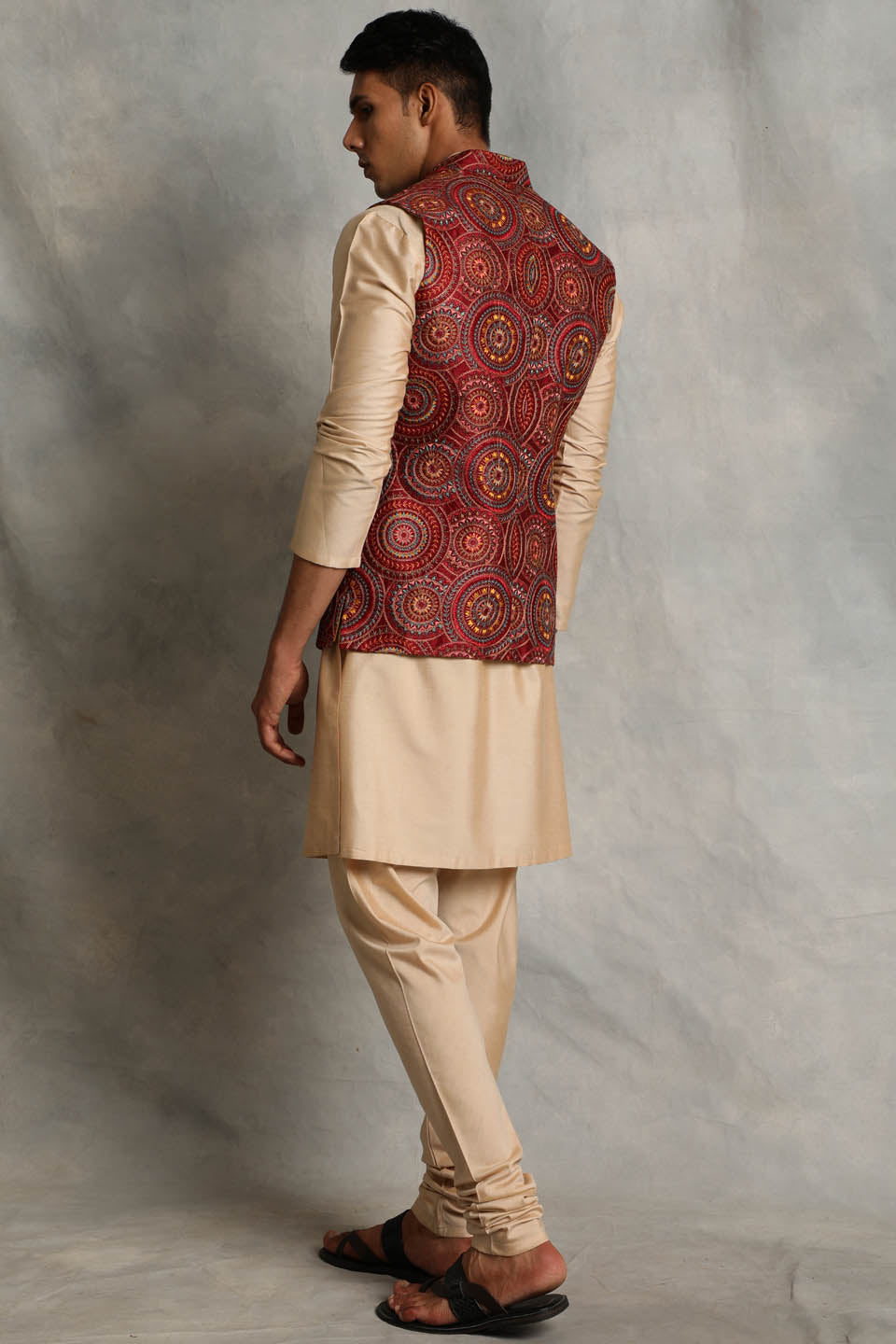 RED EMBROIDERED BUNDI SET 2