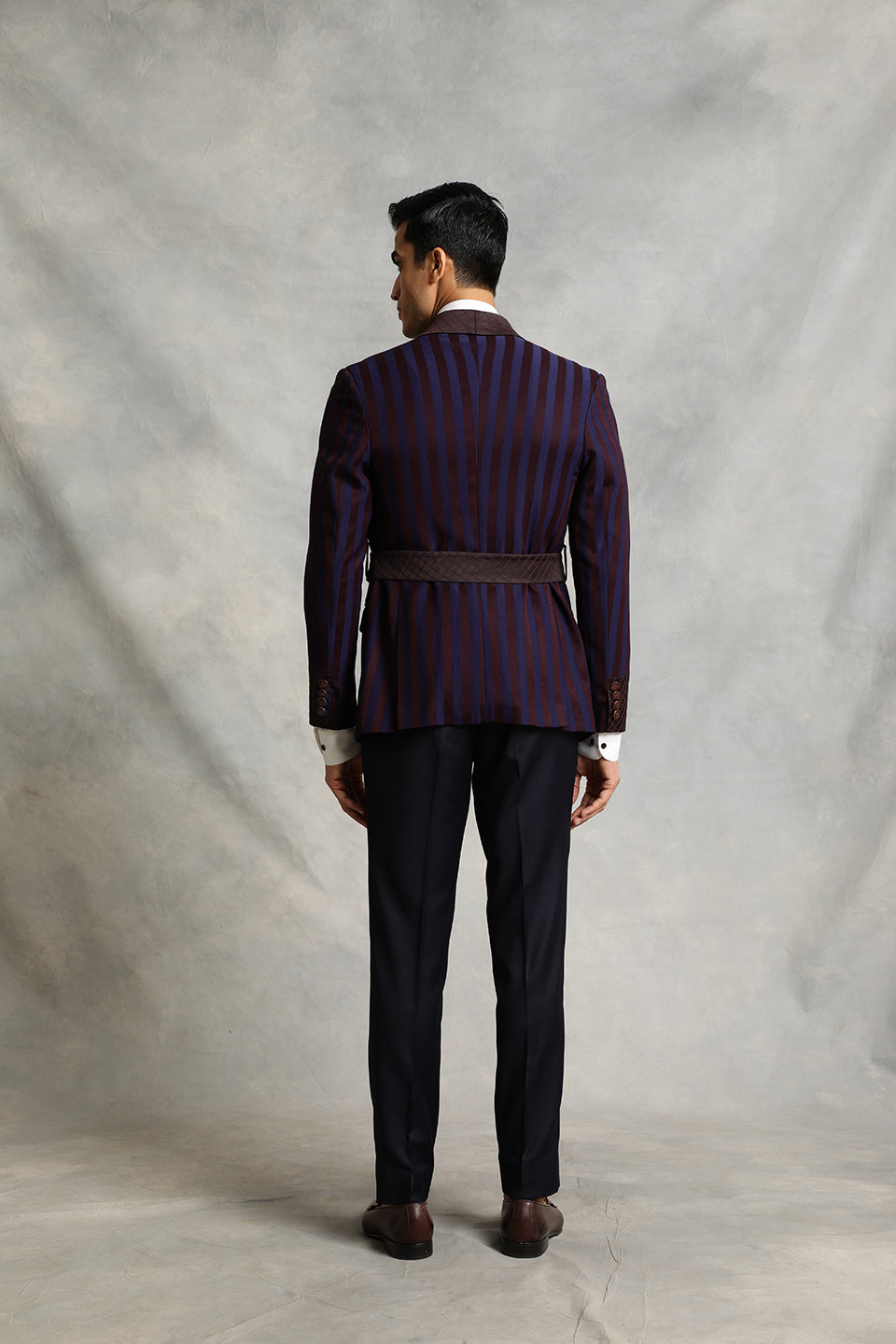 WINE STRIPED TUXEDO SET 3