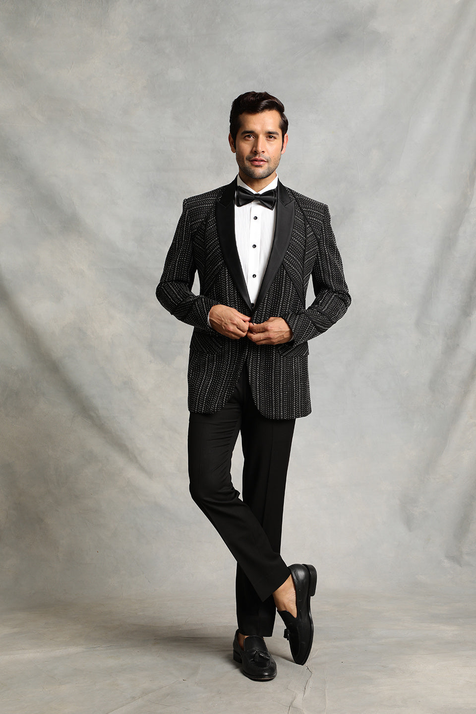 BLACK KANTHA TUXEDO SET 4