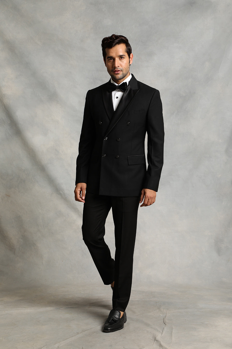 BLACK DOUBLE BREASTED TUXEDO SET 3
