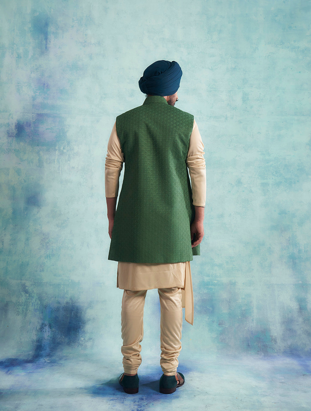 GREEN EMBROIDERED SHRUG SET 5