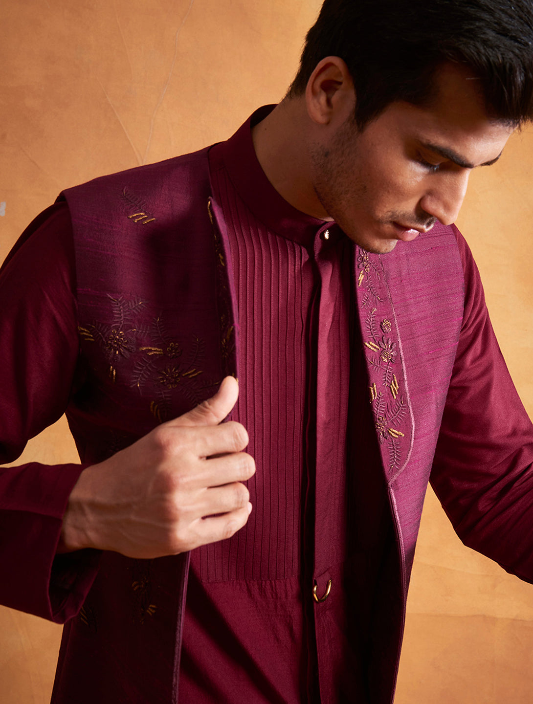 BURGUNDY EMBROIDERED SILK SHRUG SET 4