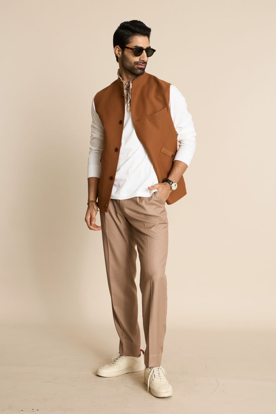 Gargee Designer's TAN KNIT DOWN VEST Gargee