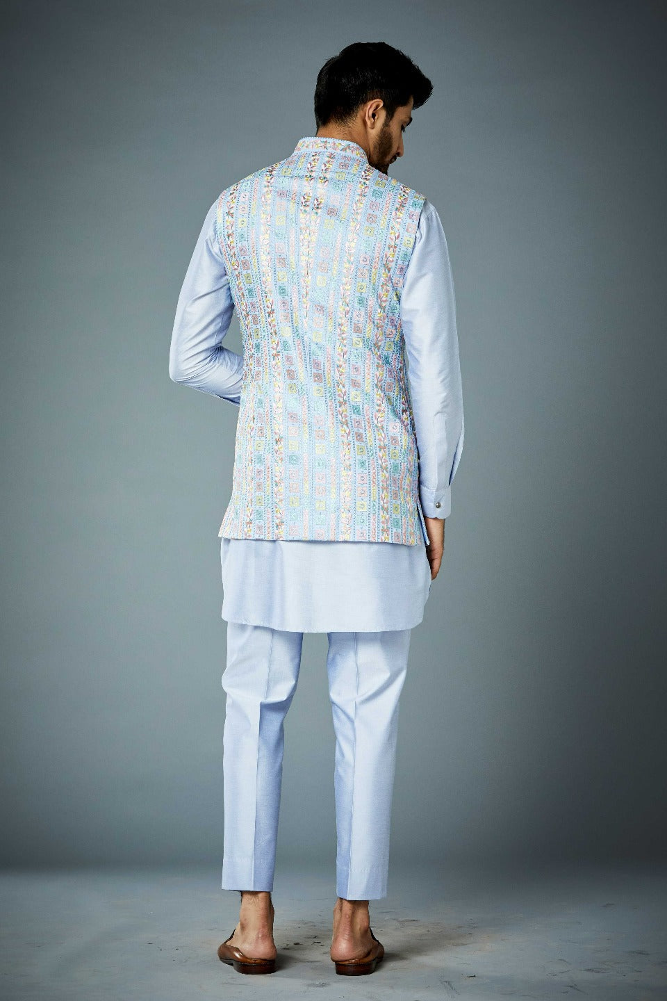 Gargee Designer's MULTCOLOR VERTICAL GARDEN Shrug Set Gargee