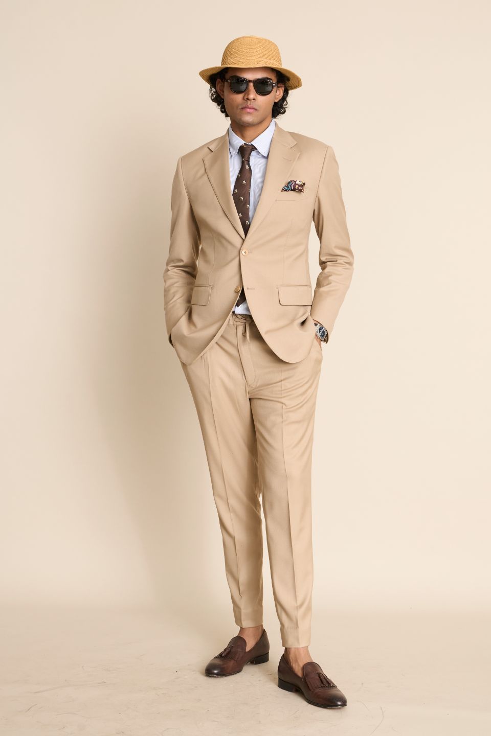 Gargee Designer's BEIGE CLASSIC FORMAL SUIT