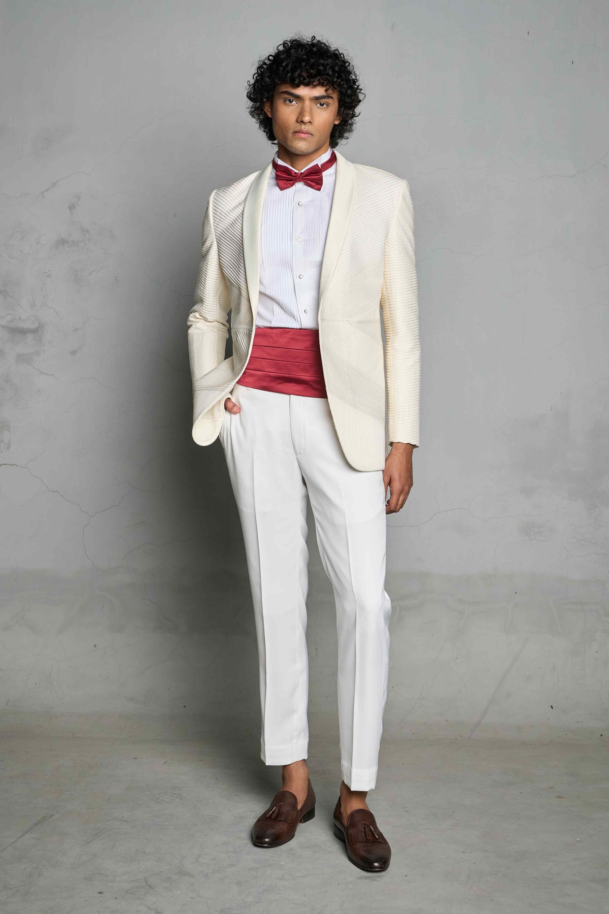 Gargee Designer's IVORY TUCKED TUXEDO SET Gargee