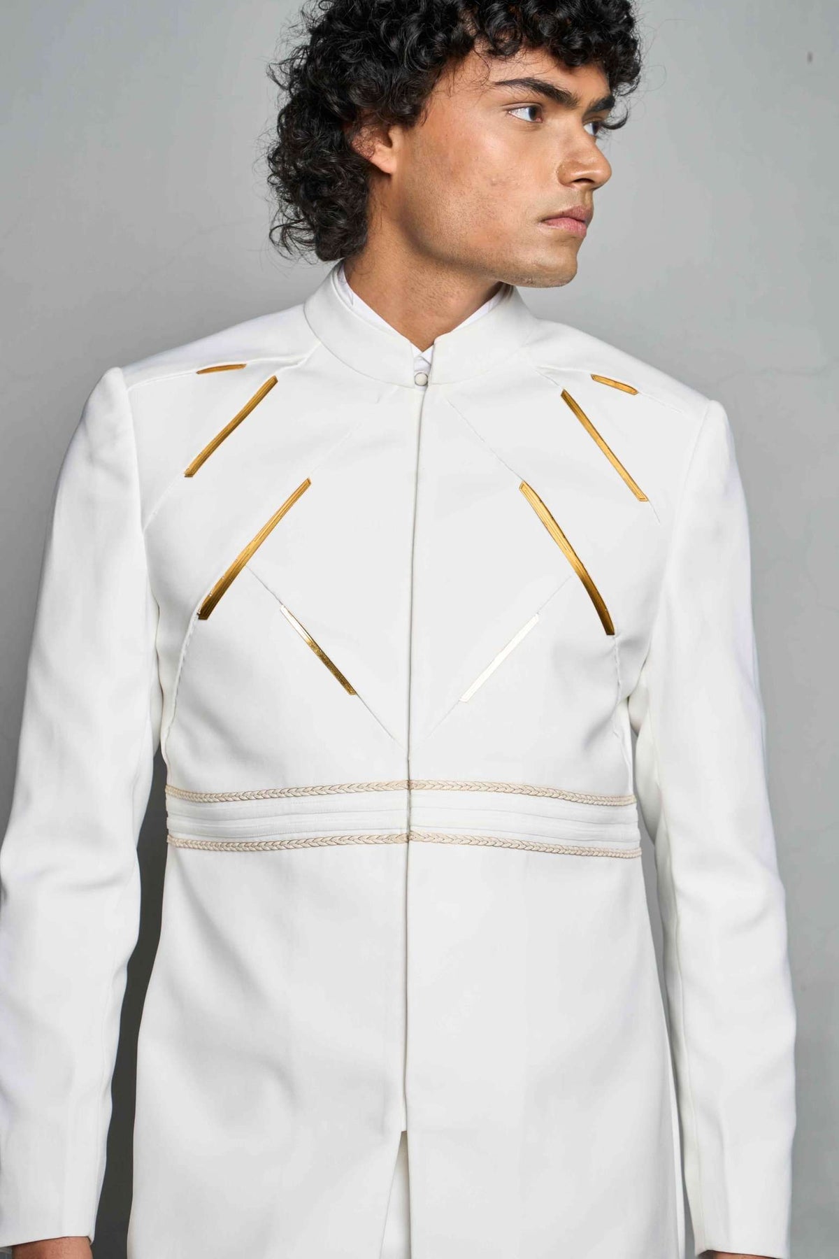 Gargee Designer's WHITE METALLIC INSERT INDO SET Gargee
