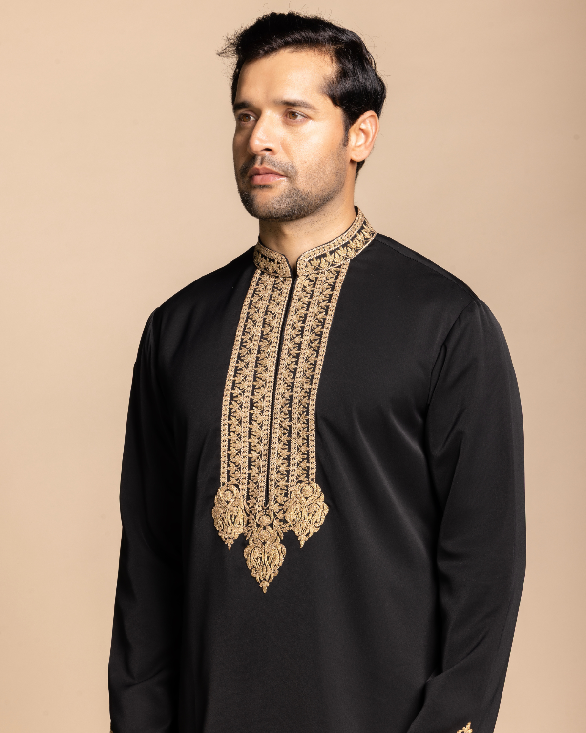 Black Embroidered Kurta Set with Stole Gargee