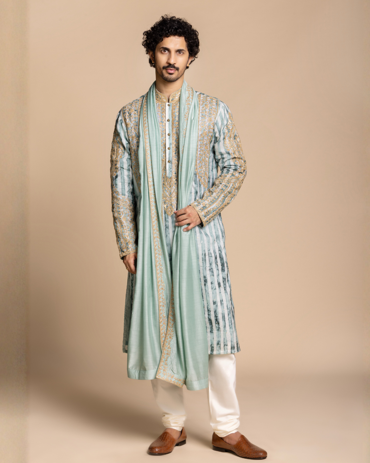 Mint Heritage Embroidered Kurta set with Dupatta Gargee