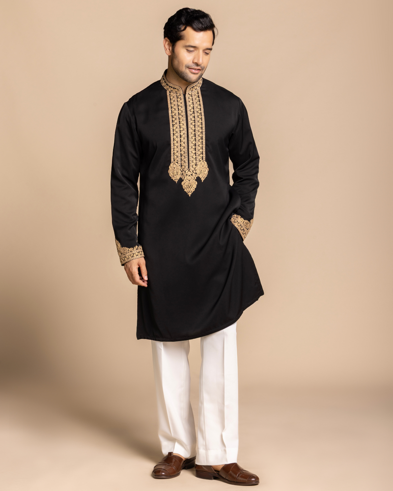 Black Embroidered Kurta Set with Stole Gargee