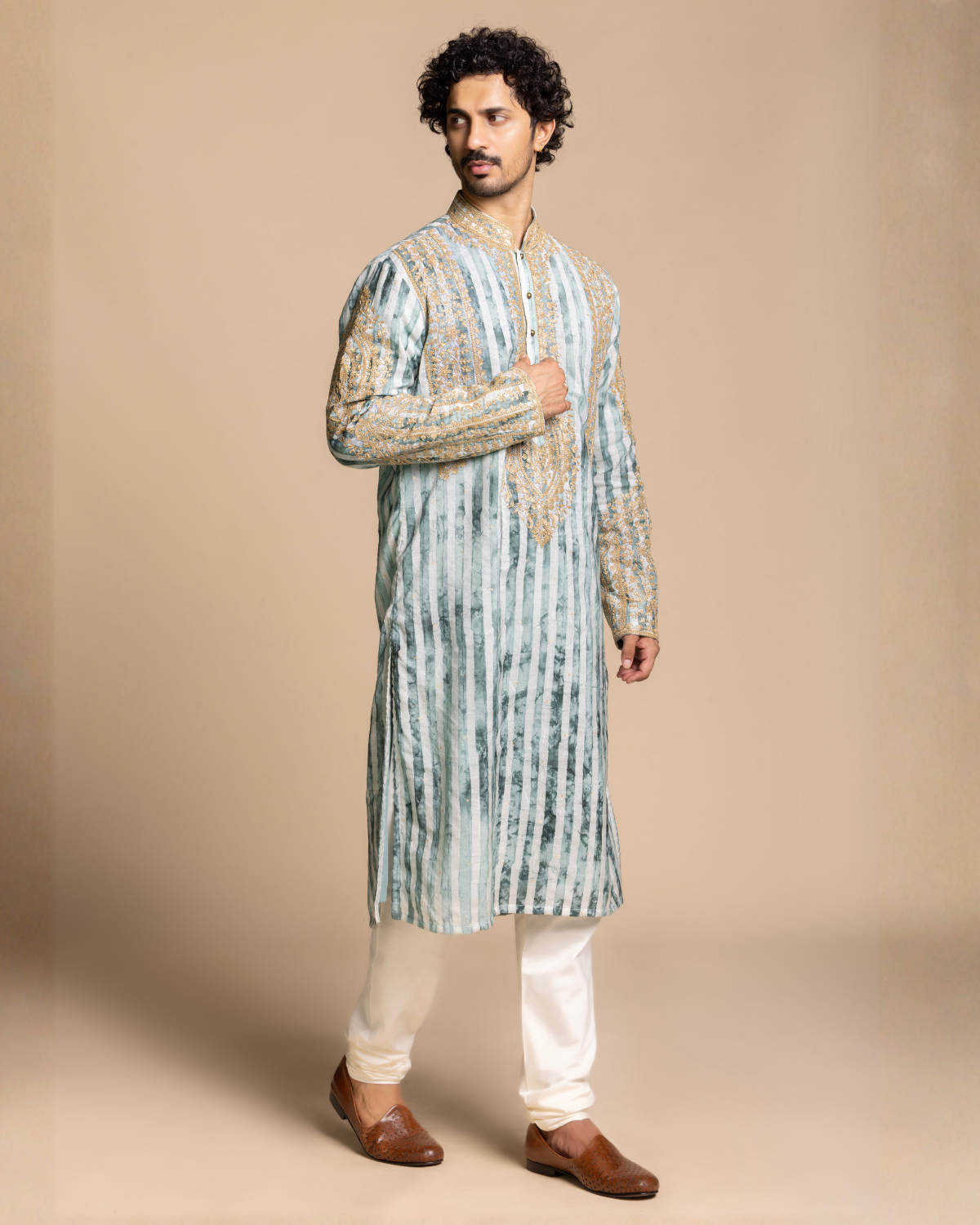 Mint Heritage Embroidered Kurta set with Dupatta Gargee