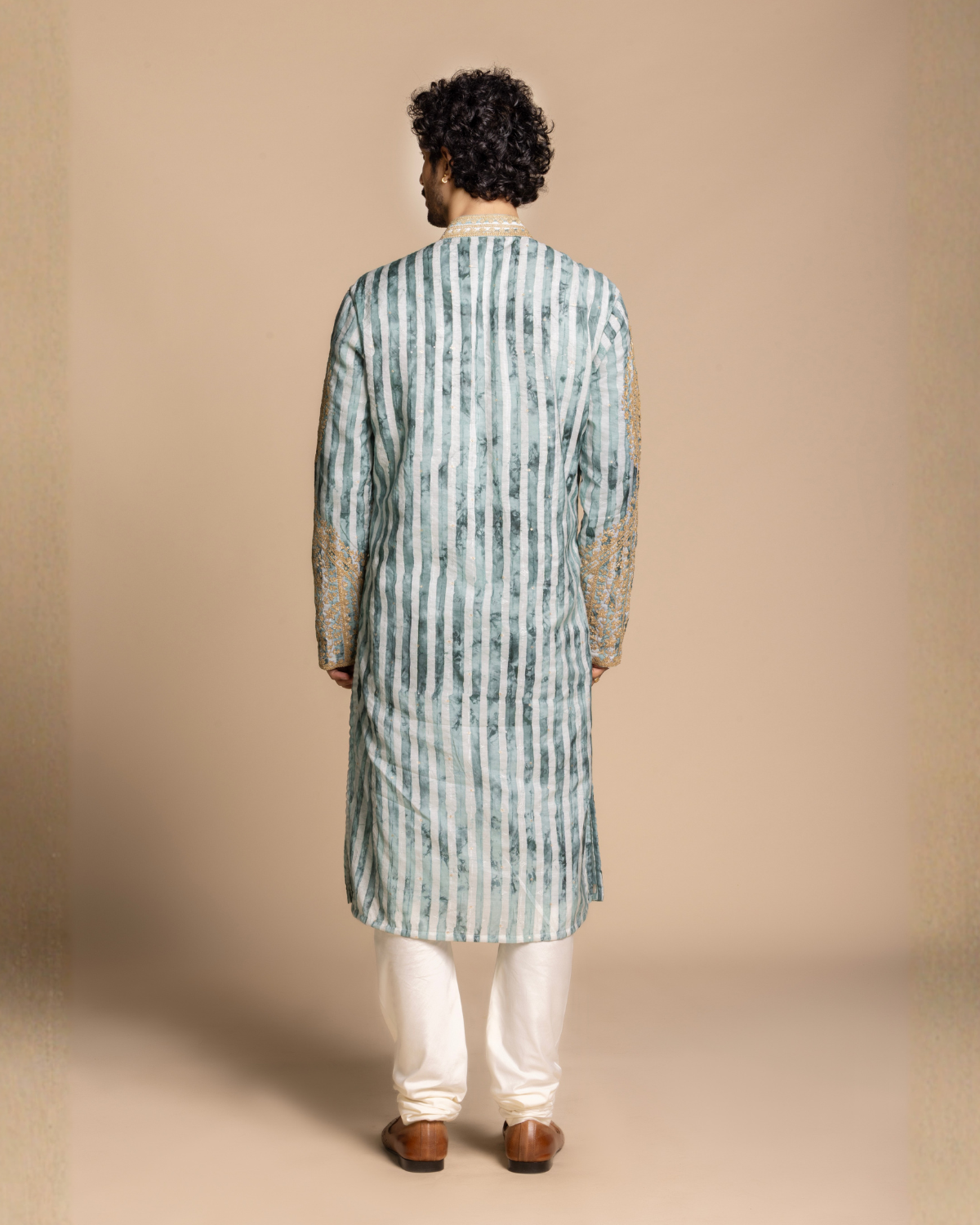 Mint Heritage Embroidered Kurta set with Dupatta Gargee