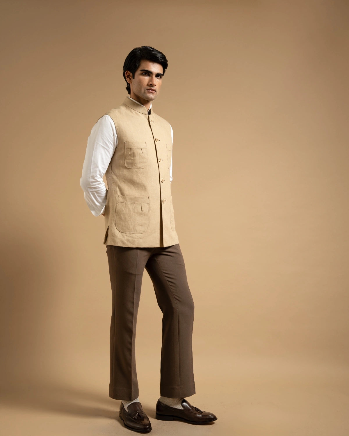 Beige Linen Utility Down-Vest Gargee