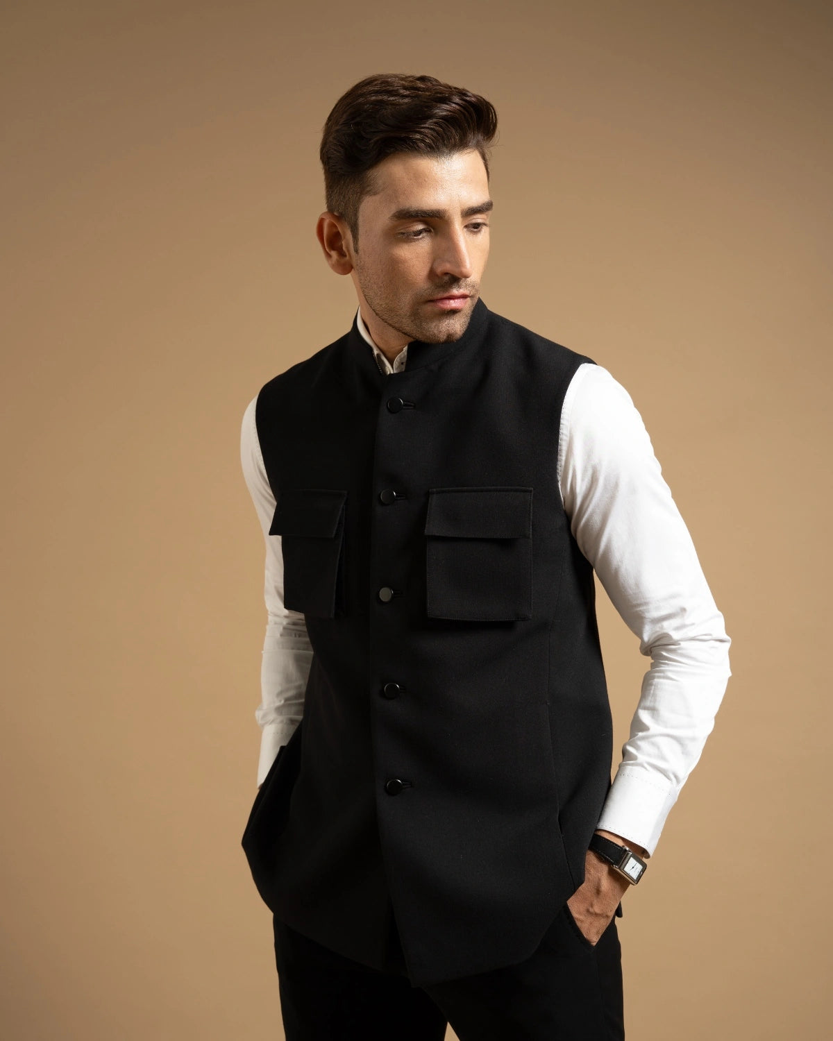 Black Stretchable Utility Down-Vest Gargee